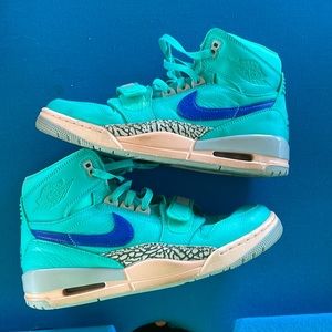 Worn twice Jordan high tops